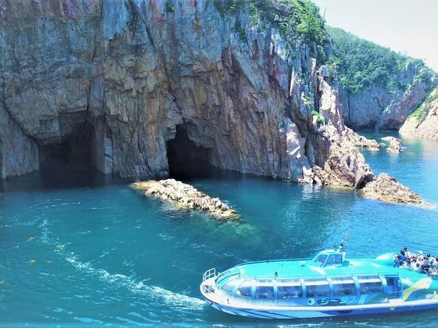 山口県のおすすめ体験アクティビティ 青海島クルーズ（長門市）